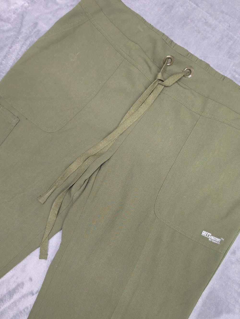 Grey's Anatomy L Olive Drawstring Scrub Pants